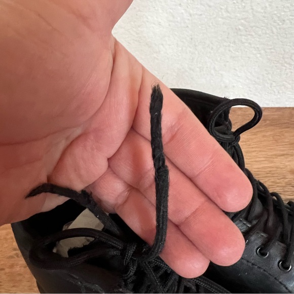 Dr. Martens 1460 J Black Leather Boots Size 2 - Picture 14 of 15